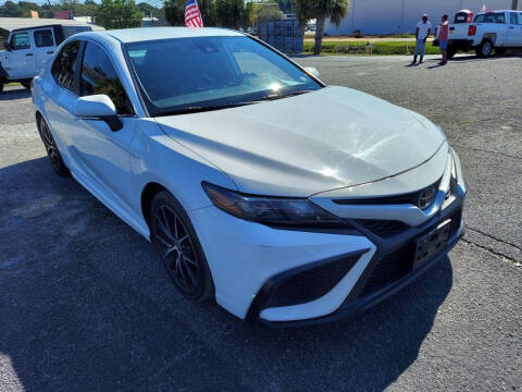 2022 Toyota Camry SE