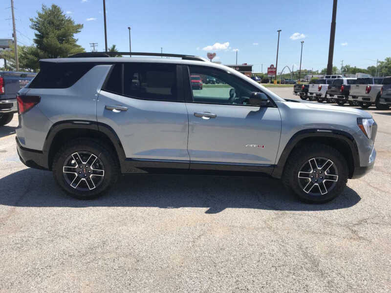 2026 GMC Terrain AT4