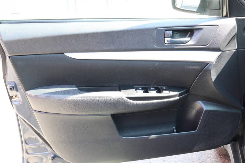 2014 Subaru Outback 2.5i Premium