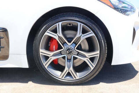 2021 Kia Stinger GT1