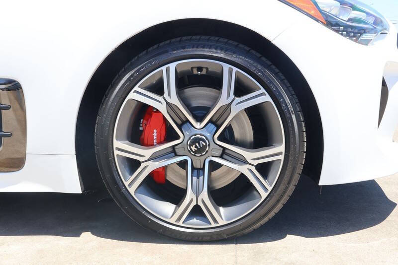 2021 Kia Stinger GT1