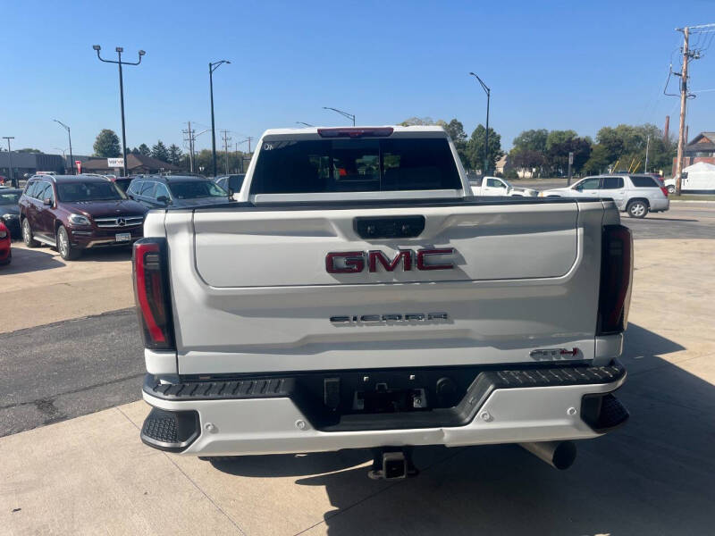 2024 GMC Sierra 2500HD AT4