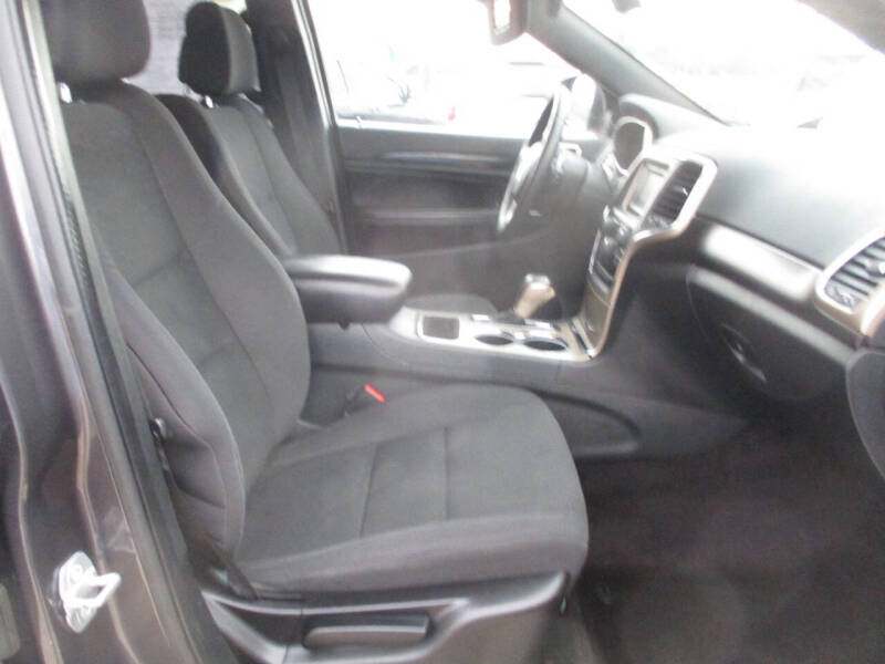 2016 Jeep Grand Cherokee Laredo