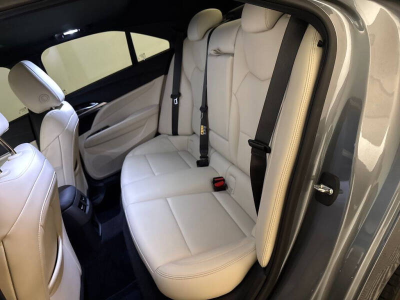 2021 Cadillac CT4 Luxury