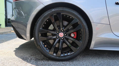 2020 Jaguar F-TYPE R