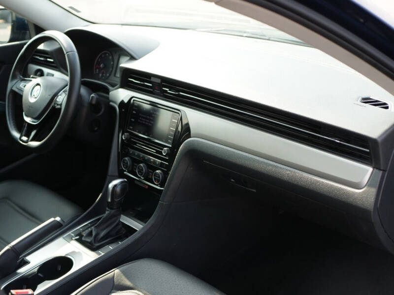 2021 Volkswagen Passat SE