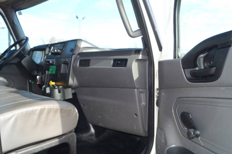 2021 International MV607