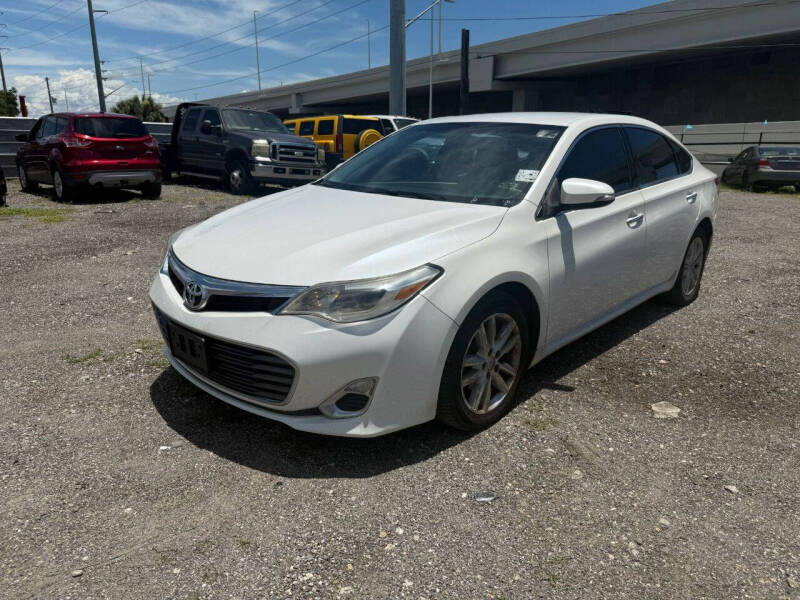 2014 Toyota Avalon XLE