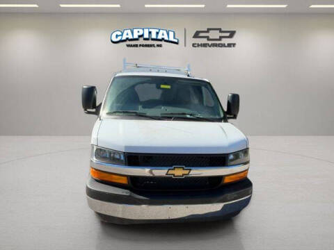 2025 Chevrolet Express 3500
