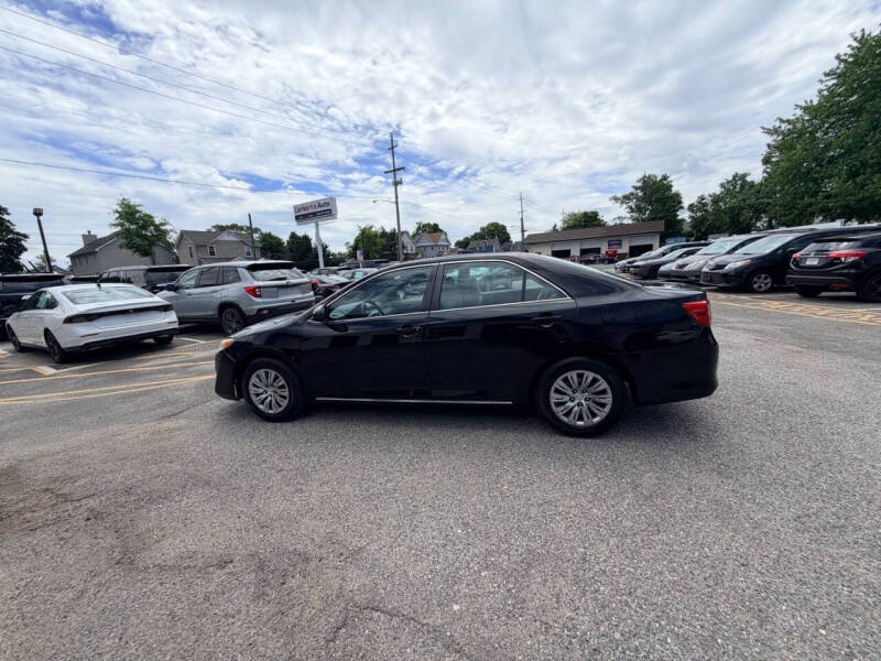 2014 Toyota Camry LE