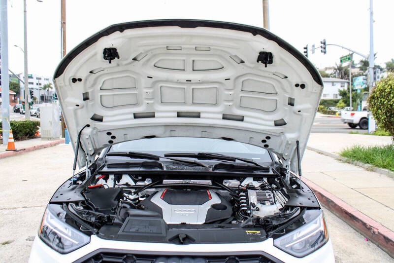 2021 Audi SQ5 3.0T quattro Premium Plus