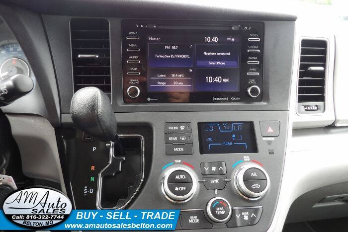 2020 Toyota Sienna LE 7-Passenger