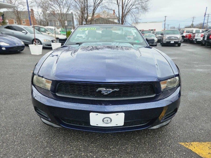 2012 Ford Mustang V6