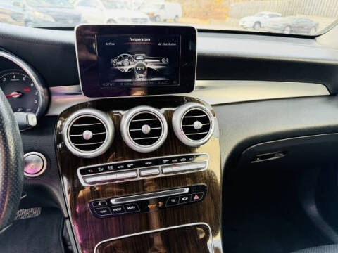 2017 Mercedes-Benz GLC GLC 300