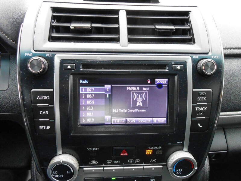 2014 Toyota Camry SE