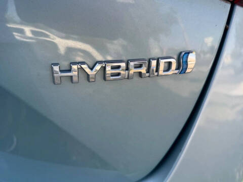 2019 Toyota Prius LE AWD-e