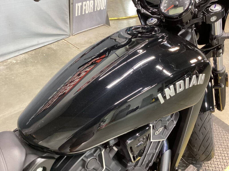 2022 Indian Scout Rogue Sixty ABS Bl