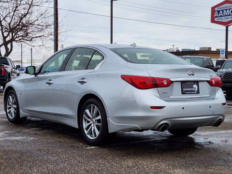 2015 Infiniti Q50 Premium
