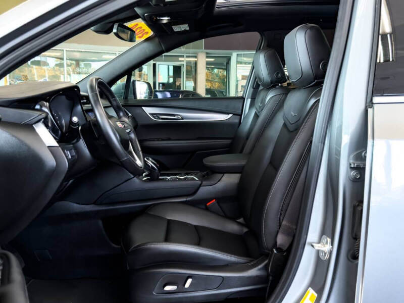 2024 Cadillac XT6 Luxury