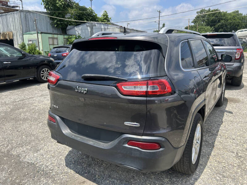 2016 Jeep Cherokee Latitude