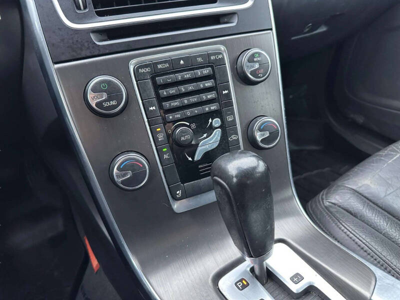 2012 Volvo S60 T5