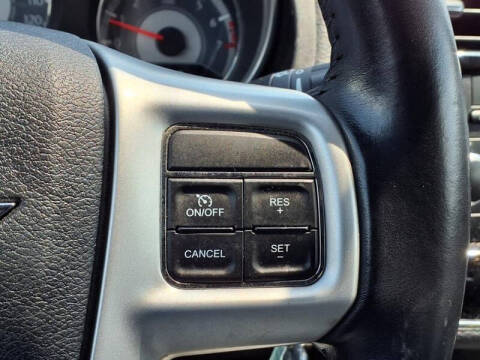 2012 Chrysler 200 Touring