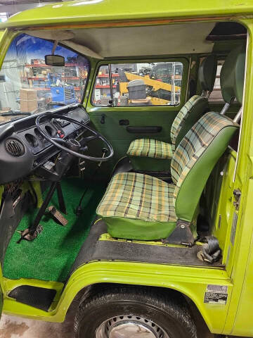 1977 Volkswagen Bus