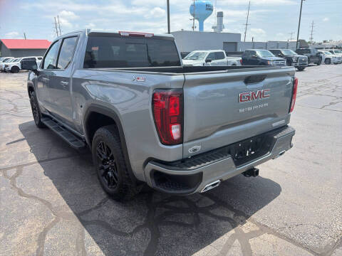 2025 GMC Sierra 1500 Elevation