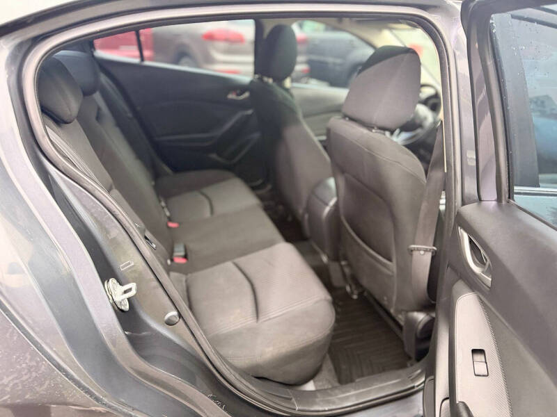 2015 Mazda MAZDA3 i Touring