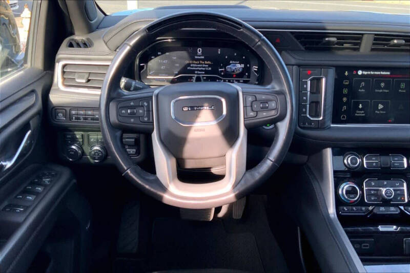 2023 GMC Yukon XL Denali