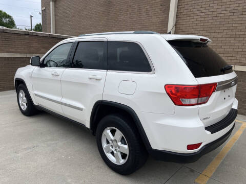 2011 Jeep Grand Cherokee Laredo