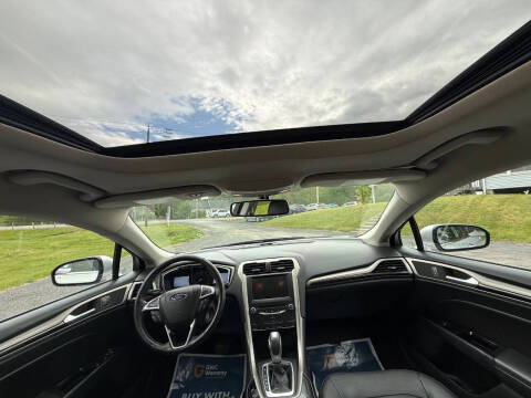 2014 Ford Fusion SE