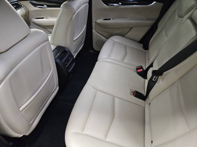 2017 Cadillac XT5