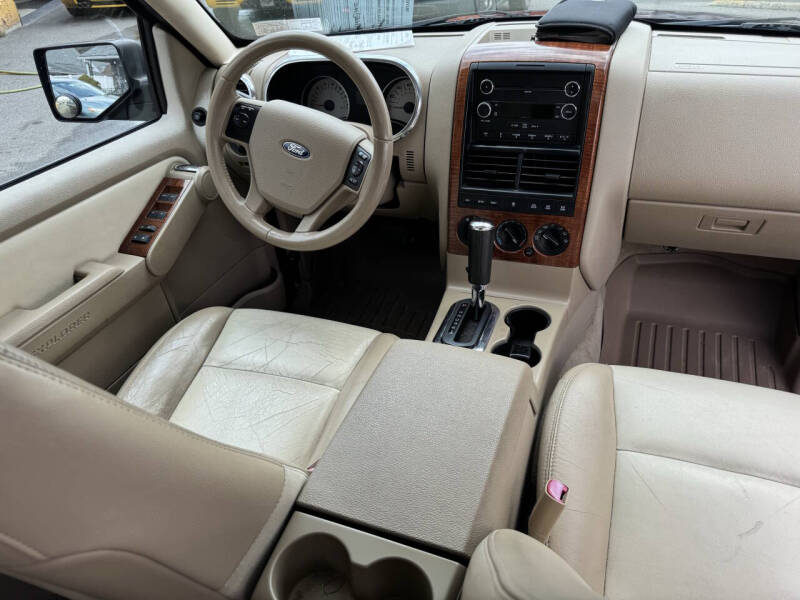 2008 Ford Explorer Eddie Bauer