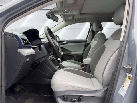 2022 Volkswagen Taos SE 4Motion