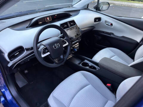 2016 Toyota Prius Two