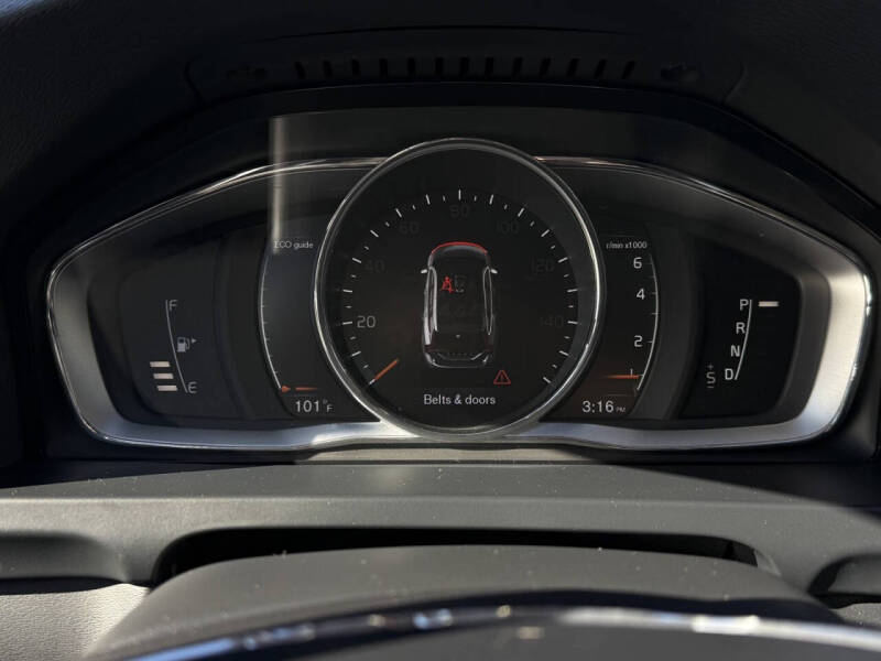 2017 Volvo V60 T5 Premier