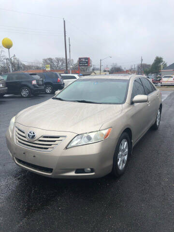 2007 Toyota Camry for sale at Gator's Auto Sales in Garland TX