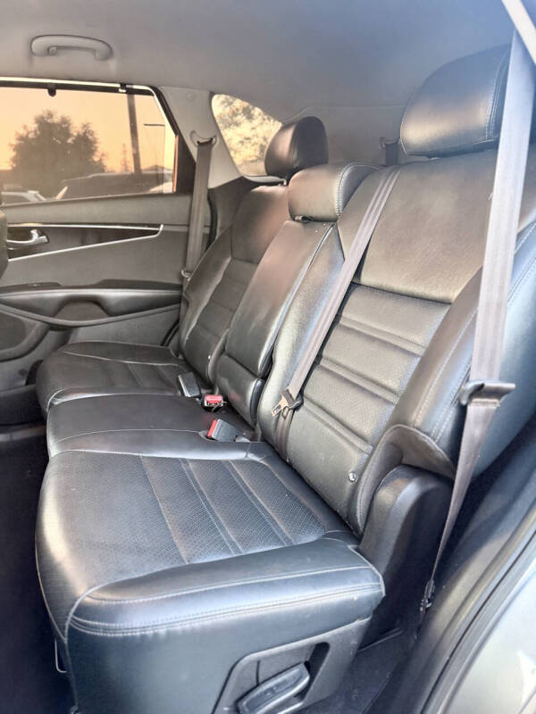 2017 Kia Sorento EX V6