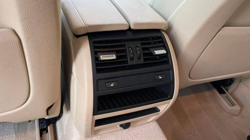 2014 BMW 5 Series 528i xDrive