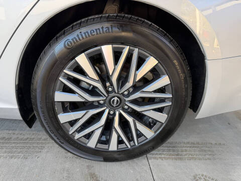 2024 Nissan Altima 2.5 SV