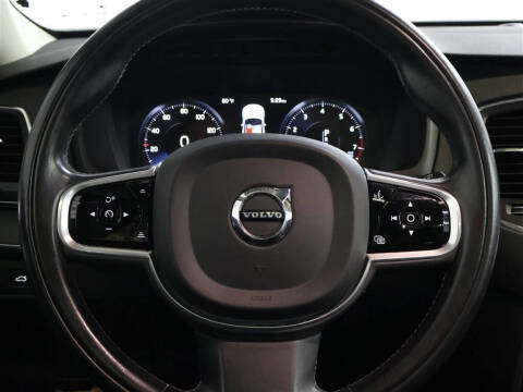 2020 Volvo XC90 T5 Momentum