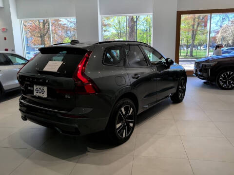 2026 Volvo XC60 B5 Plus