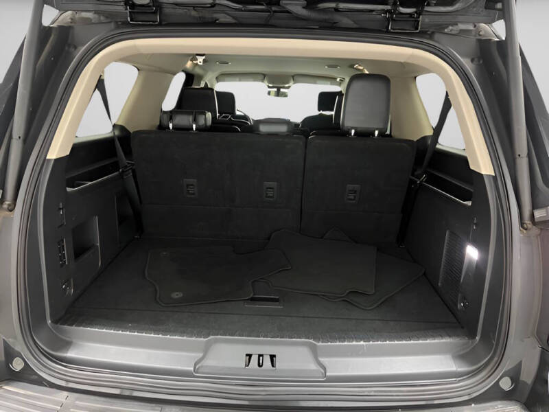 2023 Ford Expedition MAX XLT
