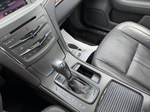 2014 Lincoln MKS
