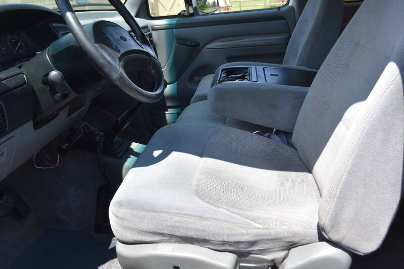 1996 Ford F-250 - Photo 23