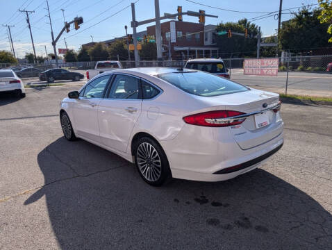 2017 Ford Fusion SE
