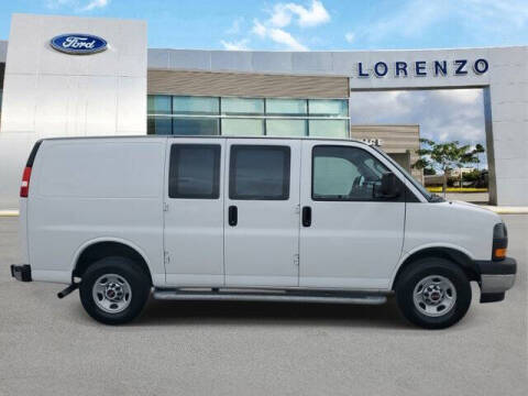 2023 GMC Savana 2500