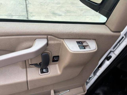 2020 Chevrolet Express 2500