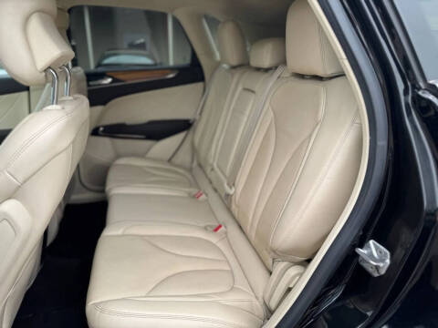 2016 Lincoln MKC Select